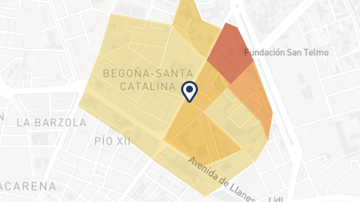 Captura de pantalla simulada de un mapa de Pickgeo con zonas coloreadas por potencial impacto de un nuevo equipamiento urbano.